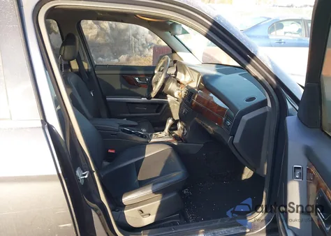 2011 Mercedes-Benz Glk 350 4Matic z USA, uszkodzony, nr VIN WDCGG8HBXBF653458